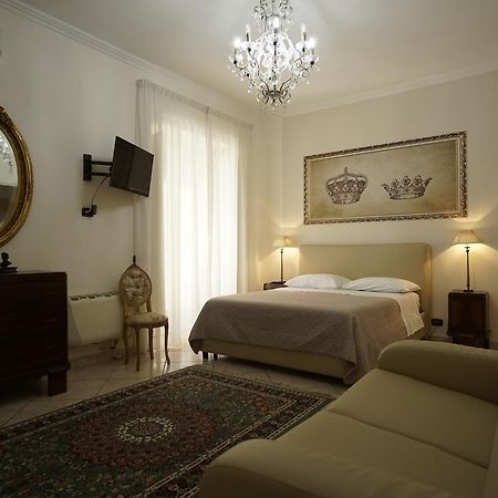 Bed and Breakfast La Piccola Reggia Caserta Exterior foto