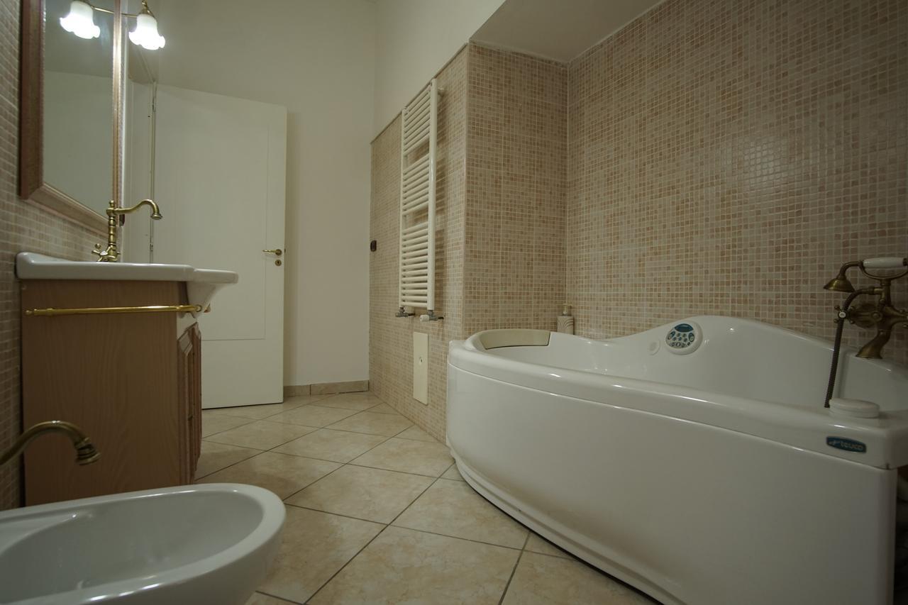 Bed and Breakfast La Piccola Reggia Caserta Exterior foto