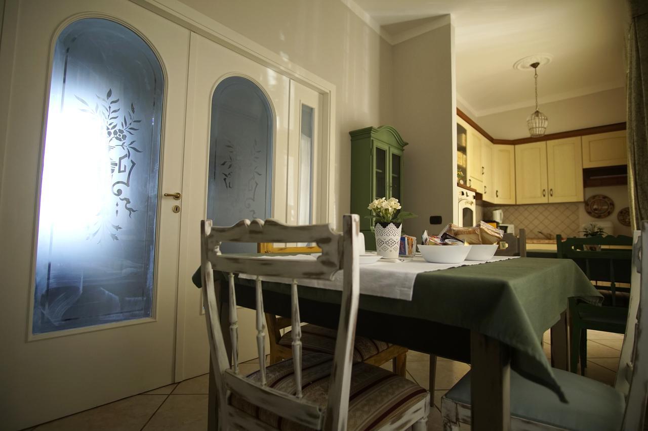 Bed and Breakfast La Piccola Reggia Caserta Exterior foto