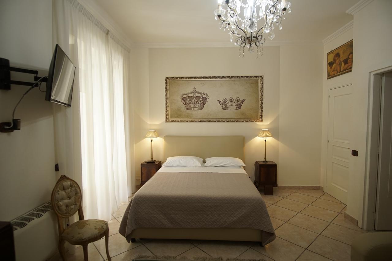 Bed and Breakfast La Piccola Reggia Caserta Exterior foto